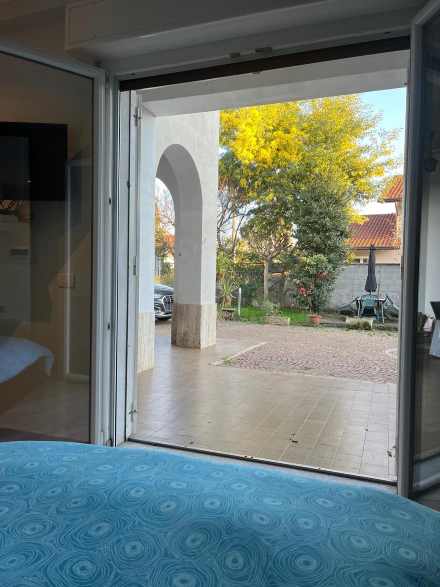 Villa Mimosa Cassano Magnago Exteriör bild